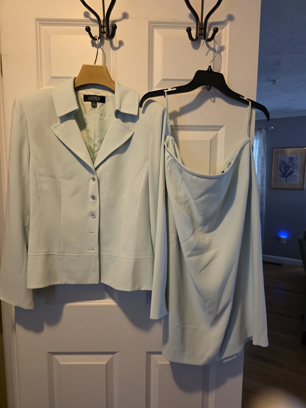 Kasper Women's Light Blue/Green Jacket & Skirt Suit